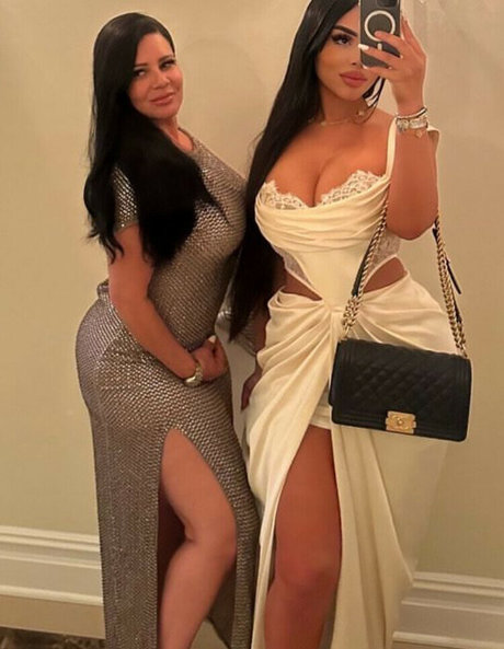 Karen Gravano naked model pic