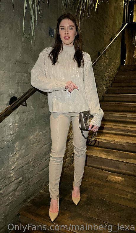 alexa sunny perfect model pics