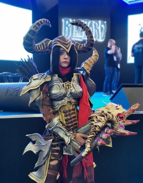 esfiriya tudor star hd photos