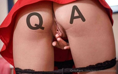 soccermmistress model art image