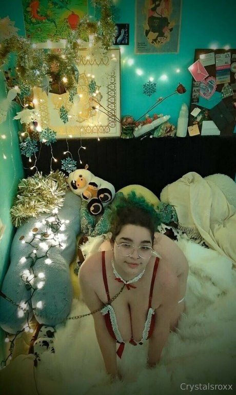 crystallovinghomo model nude picture