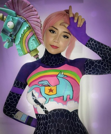 Rubi Drew pretty model pictures