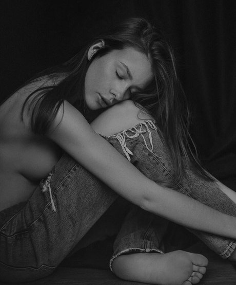 Michal Smolak model adult pic