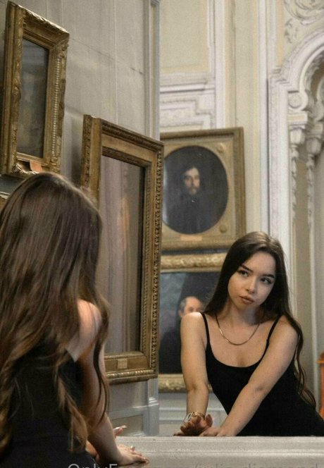 julia diamond free actress photos