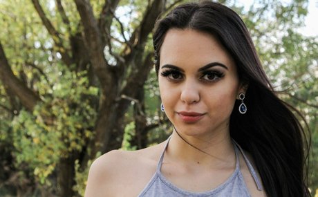 Kaitlin Haehae nude pornstar pics