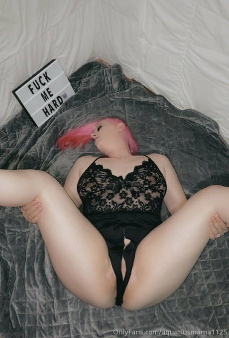 wife onlyfans adult pictures