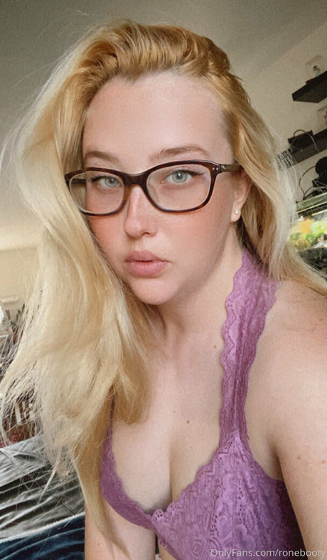 ronebooty pornstar erotic galleries