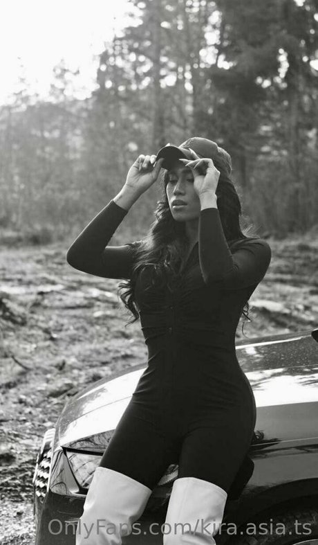 kira asia ts pornstar top photo