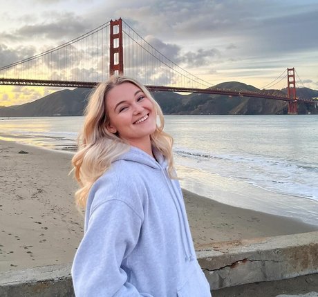 Hollyonfilm star nude images