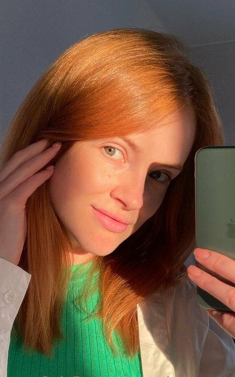 sweetheart girl exclusive actress images