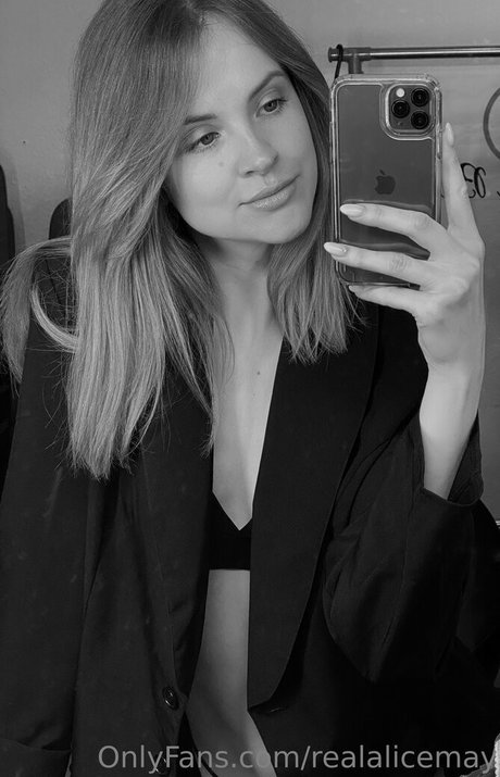 sweetheart girl xxx actress photos