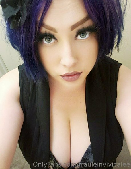 frauleinvivicalee model sex pic