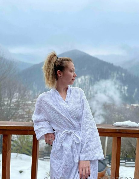 emilly xo pornstar nude picture