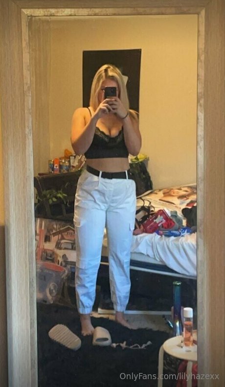 lilyhazexx star porn pic