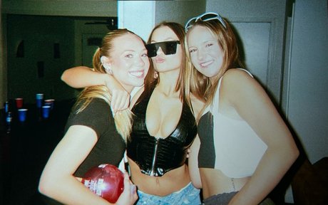 Elyssa Williams model pornographic images