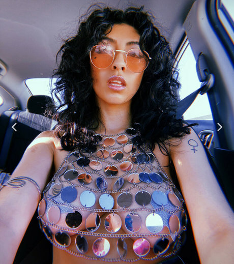 huge anal dildo onlyfans porno photo