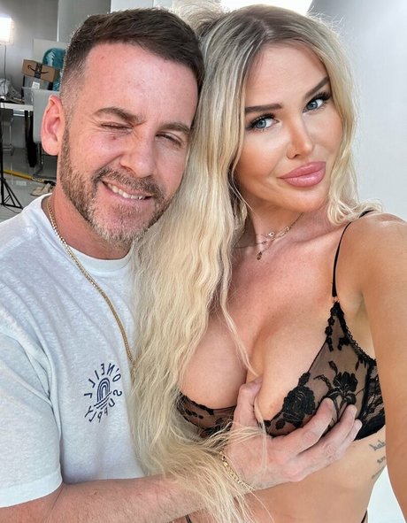 Elisa Bethann star pornographic picture