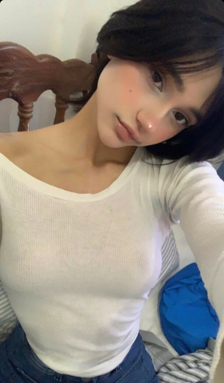 Maxima Sahar perfect model picture