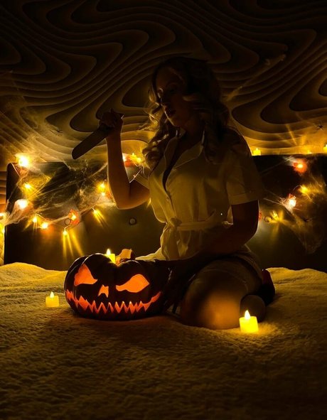 nightivy star porn pics