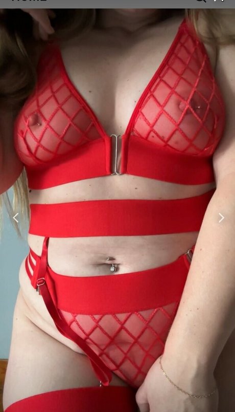 only jes pretty actress image