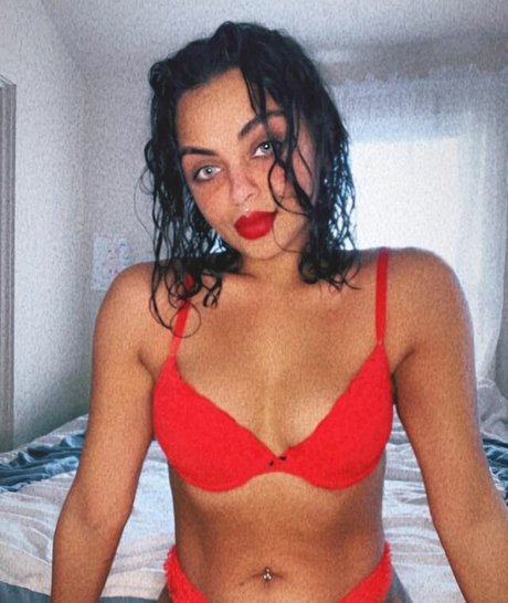 theonly ish pornstar sexy photo