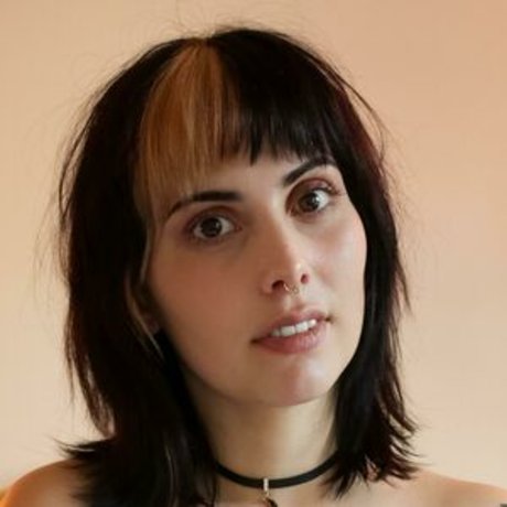 Europa Skye porn actress pictures