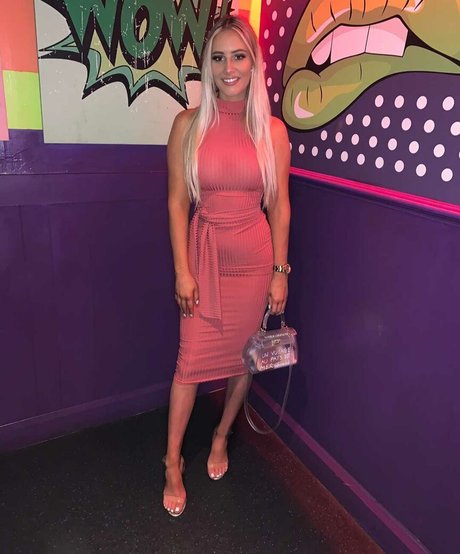 Faylee Oxenham hot pornstar archive