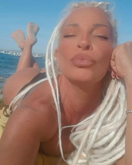 Loredana Modugno beautiful star picture