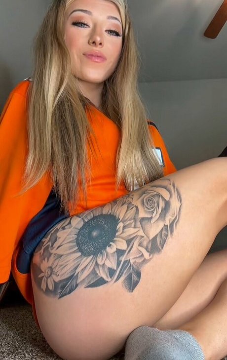 Slxttylyss model beautiful gallery