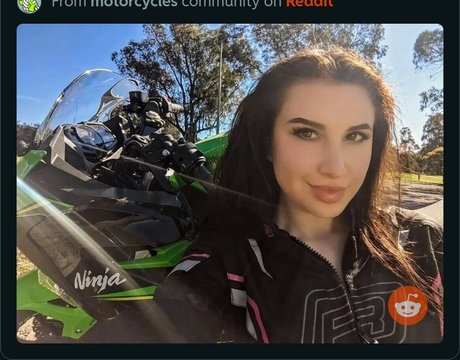 Ssstonerwolf model perfect img