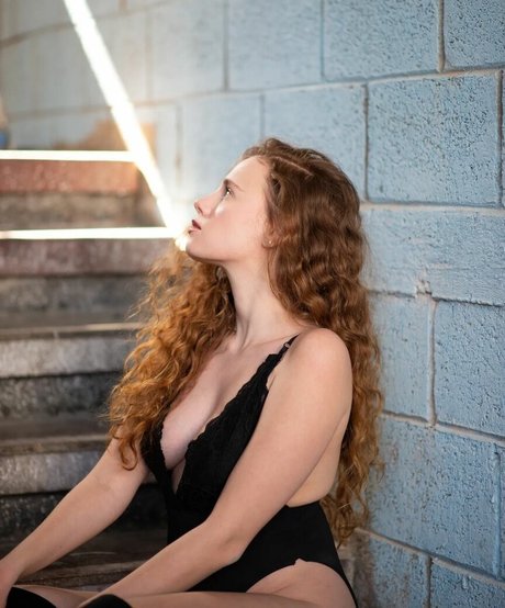 Vered Drogovitsky porn model img