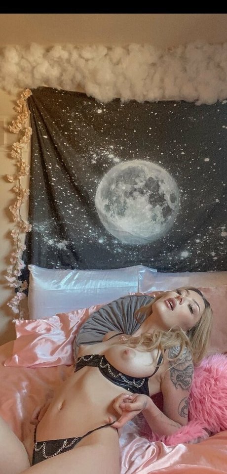 michelle818 pornstar hot photo