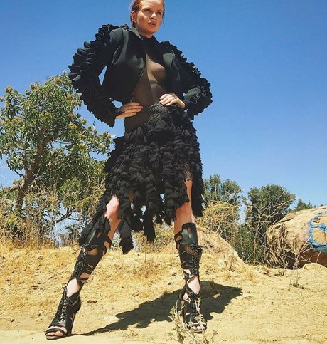 Cherish Waters hd actress gallery