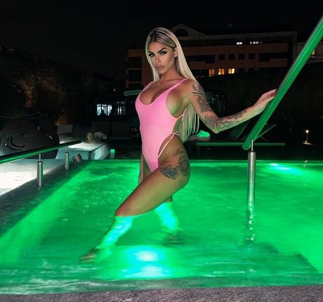 Brenda Gallo top actress pictures