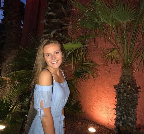 Brenna Winters model perfect pictures