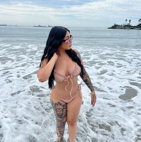 Zslaay model nude galleries