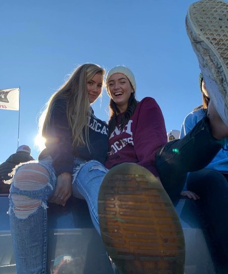 Lindsay Farland nude star img