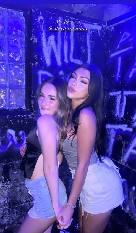 Yalibarel sex model img