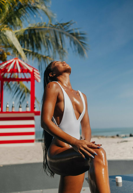 maiplaytime star xxx photo