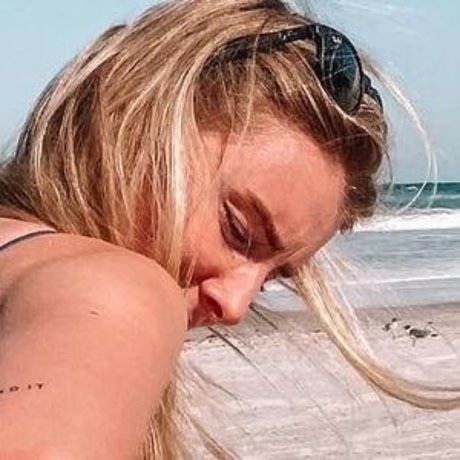 Irena Acevedo model adult image