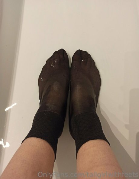 tallgirlwithfeets actress images