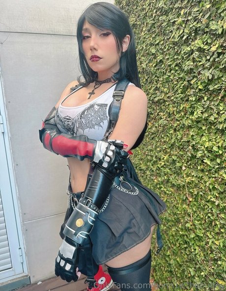 bonn1e7hebunny naked star img