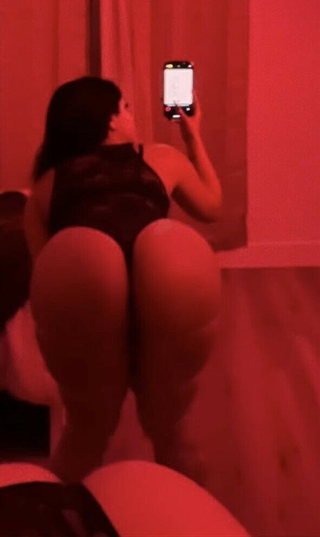 Evelyn Ortiz hot pornstar images