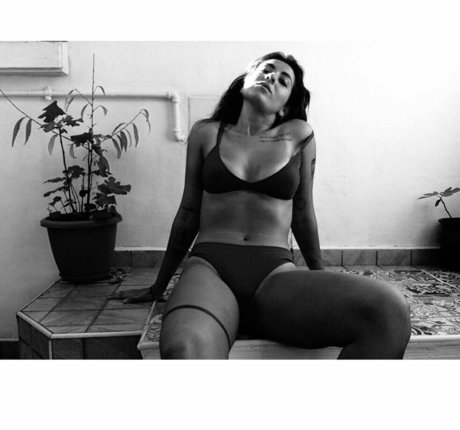 curvy muscle onlyfans beautiful images