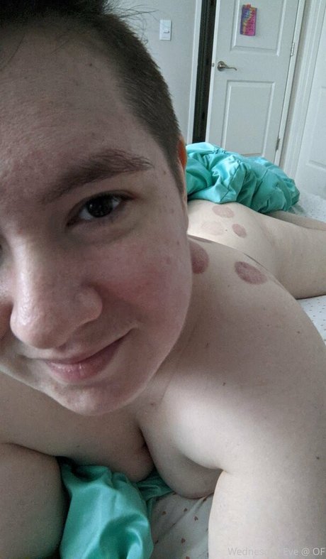 wednesdayeve free naked actress pic