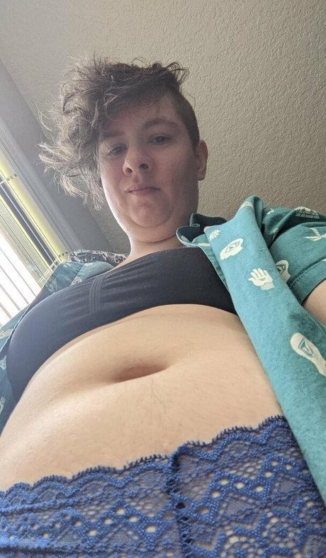 wednesdayeve free sexy actress image