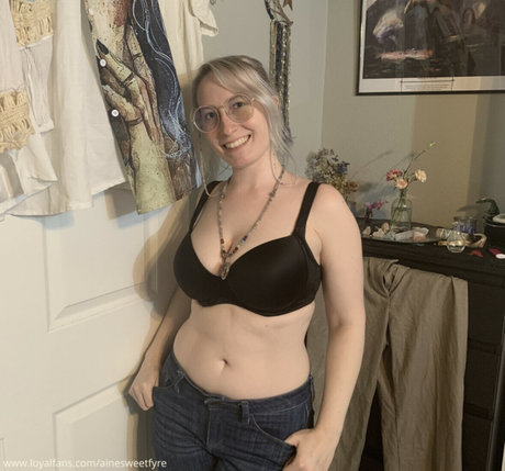 Asunanympha naked pornstar galleries