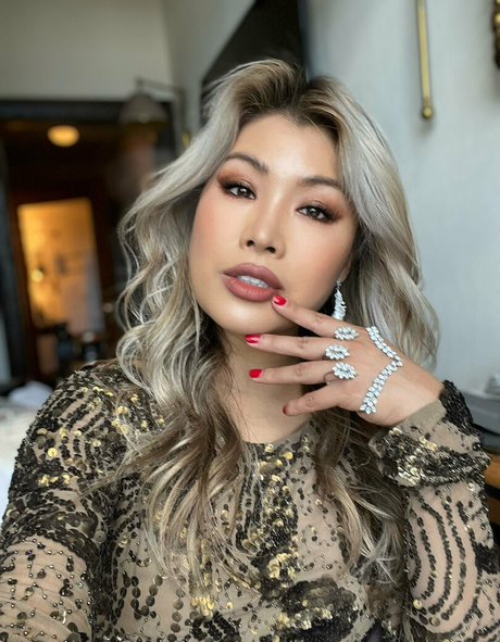 jiaoyingsummers hd pornstar image