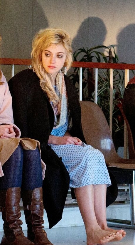 Imogen Poots art model image