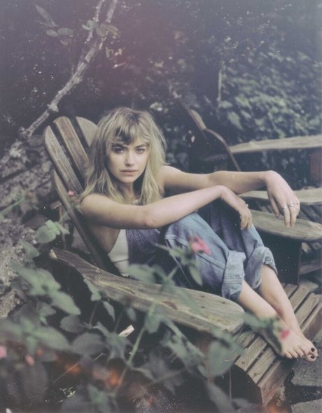 Imogen Poots pretty pornstar pictures